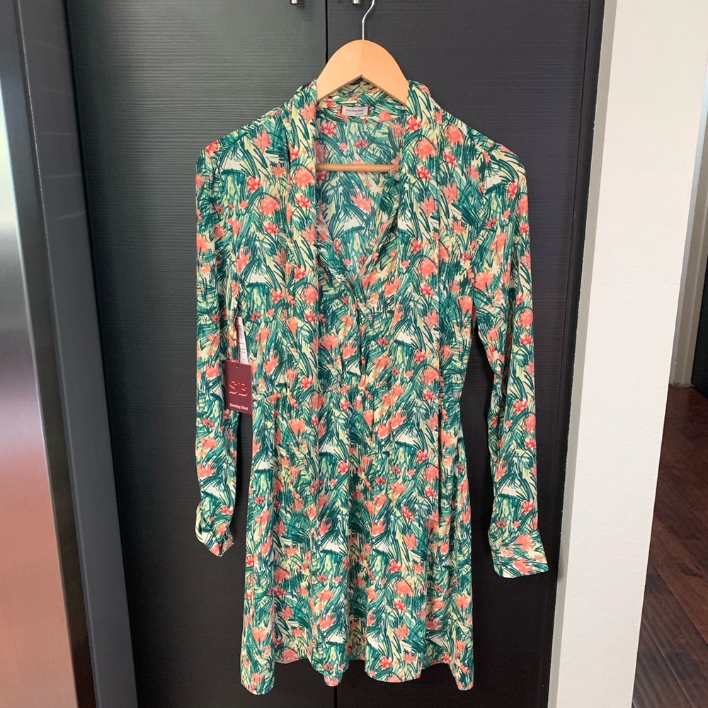 ✨NWT✨Aritzia Sunday Best Floral Print Dress